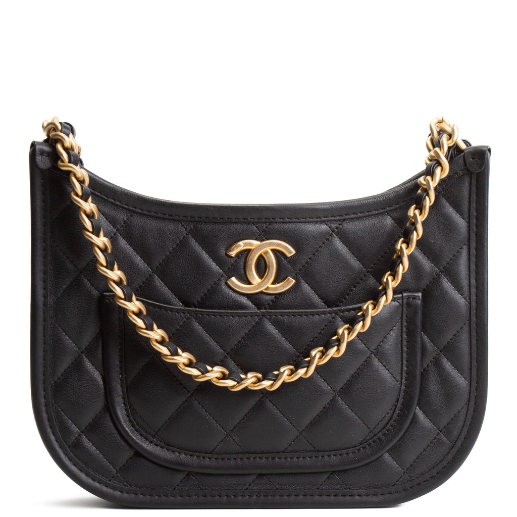 CH Curvy Mood Hobo - Black