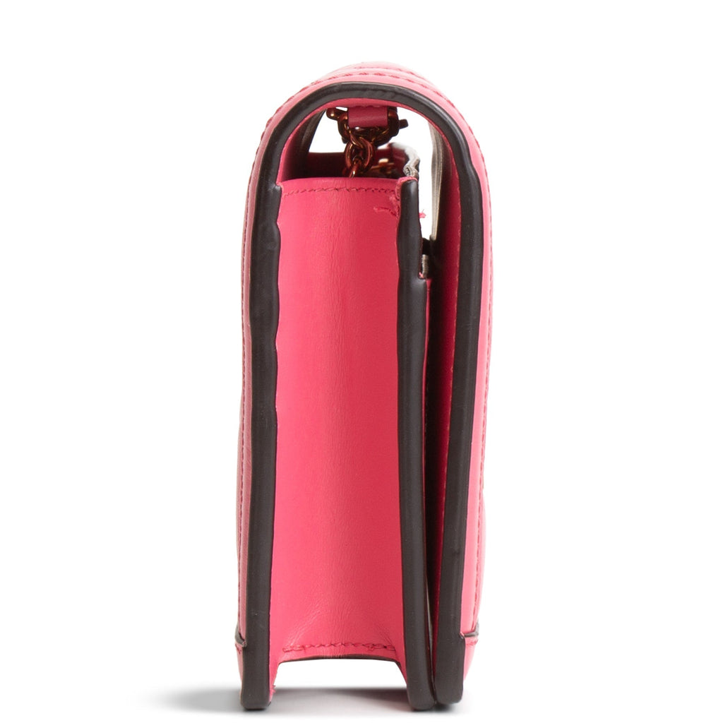 GU GG Matelasse Chain Wallet - Pink