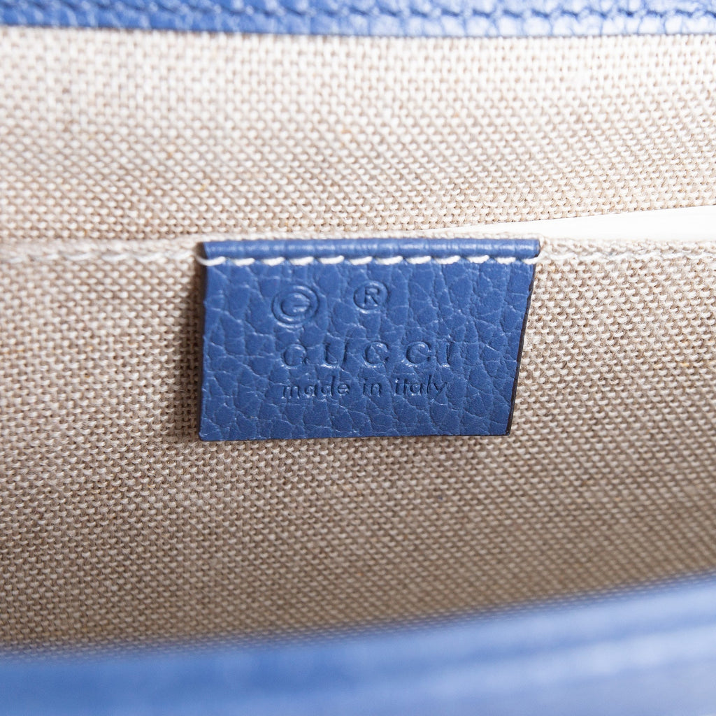 GU Interlocking G Dollar Bag - Blue