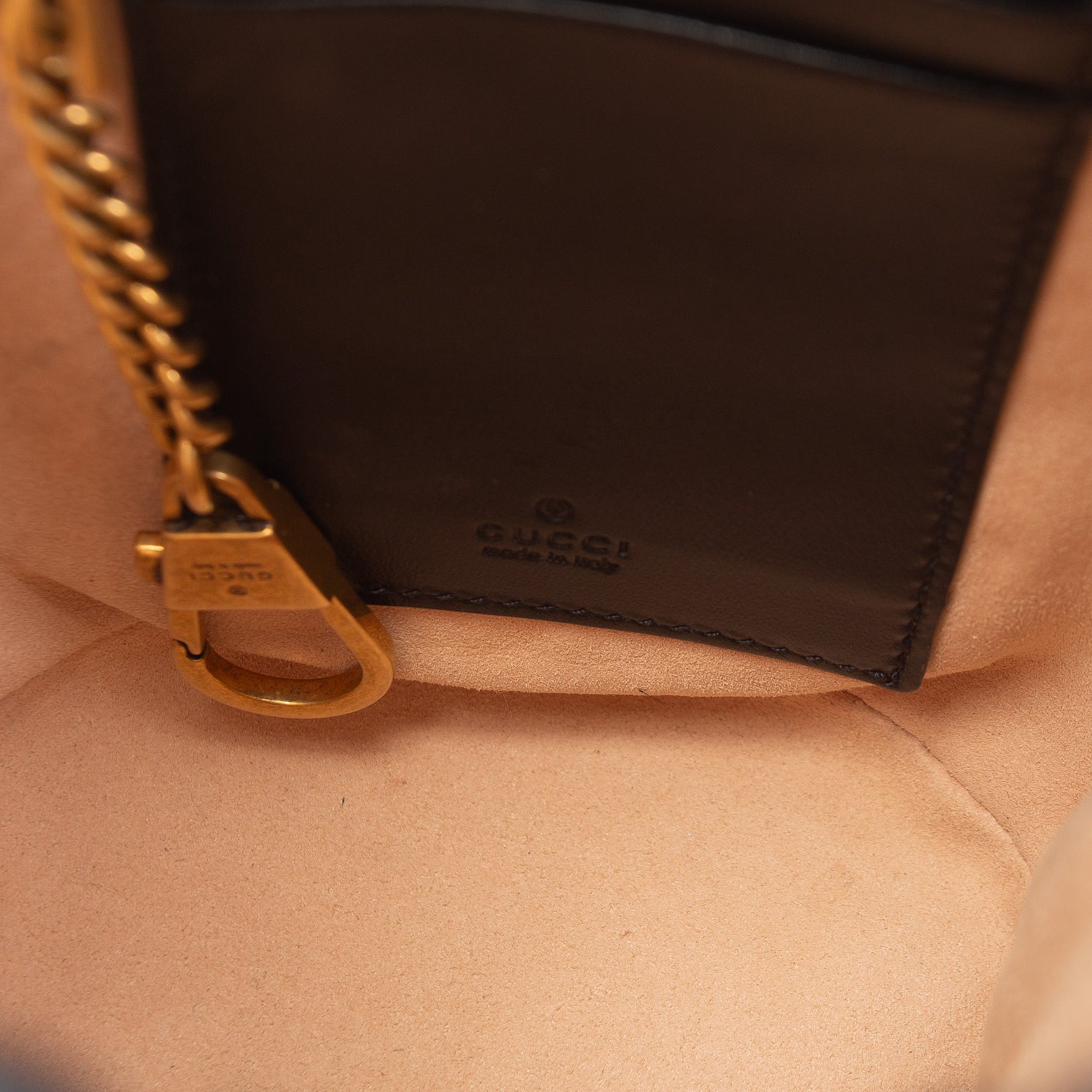 GU GG Marmont Small Bucket Bag - Black