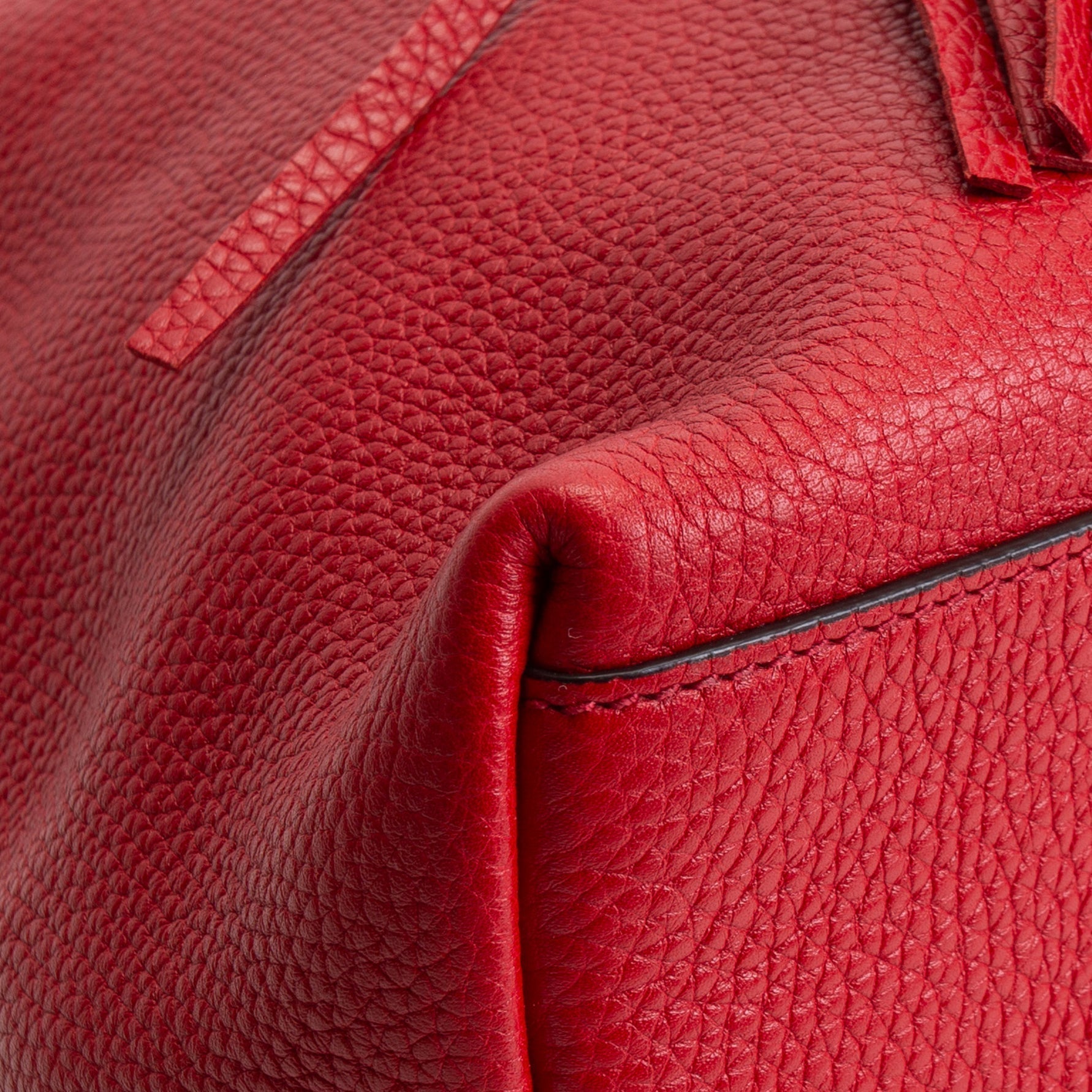 GUI Soho Medium Chain Tote - Red