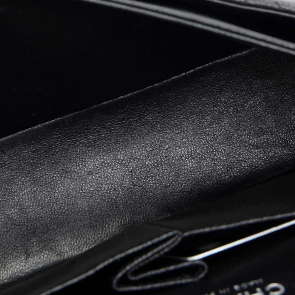 CH Classic Caviar Medium Double Flap - Black