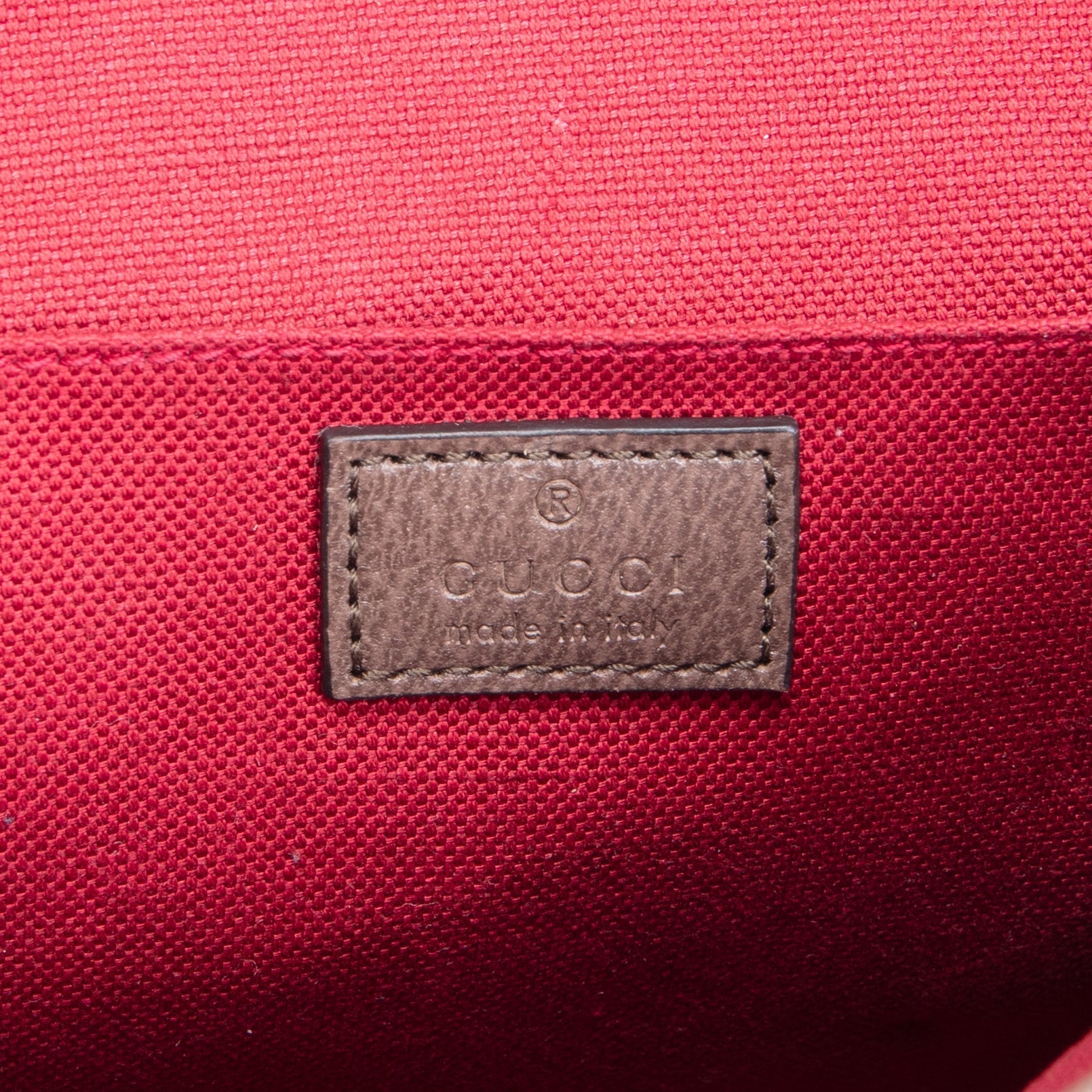 GU GG Supreme Messenger
