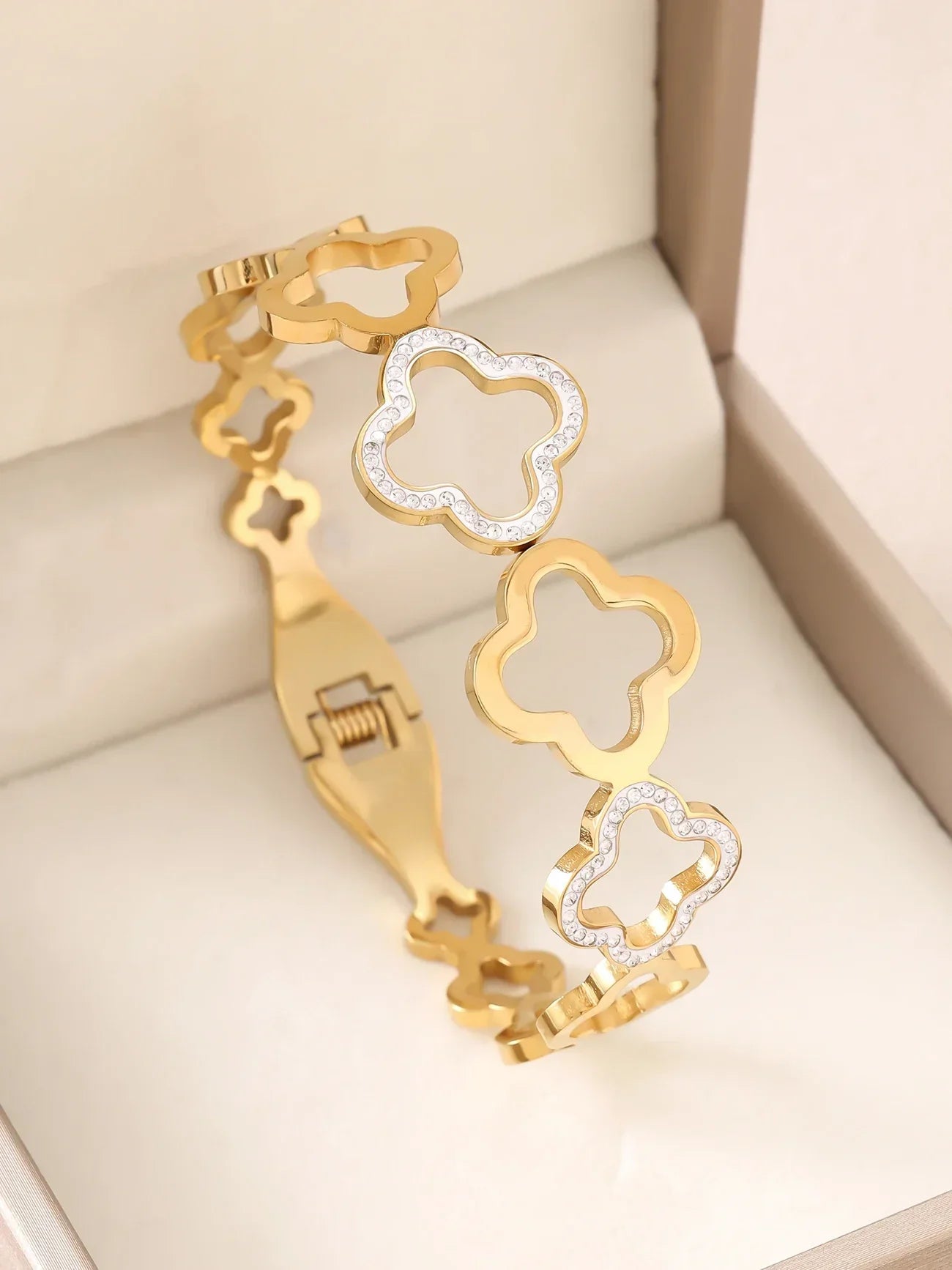 Elegant Bracelet