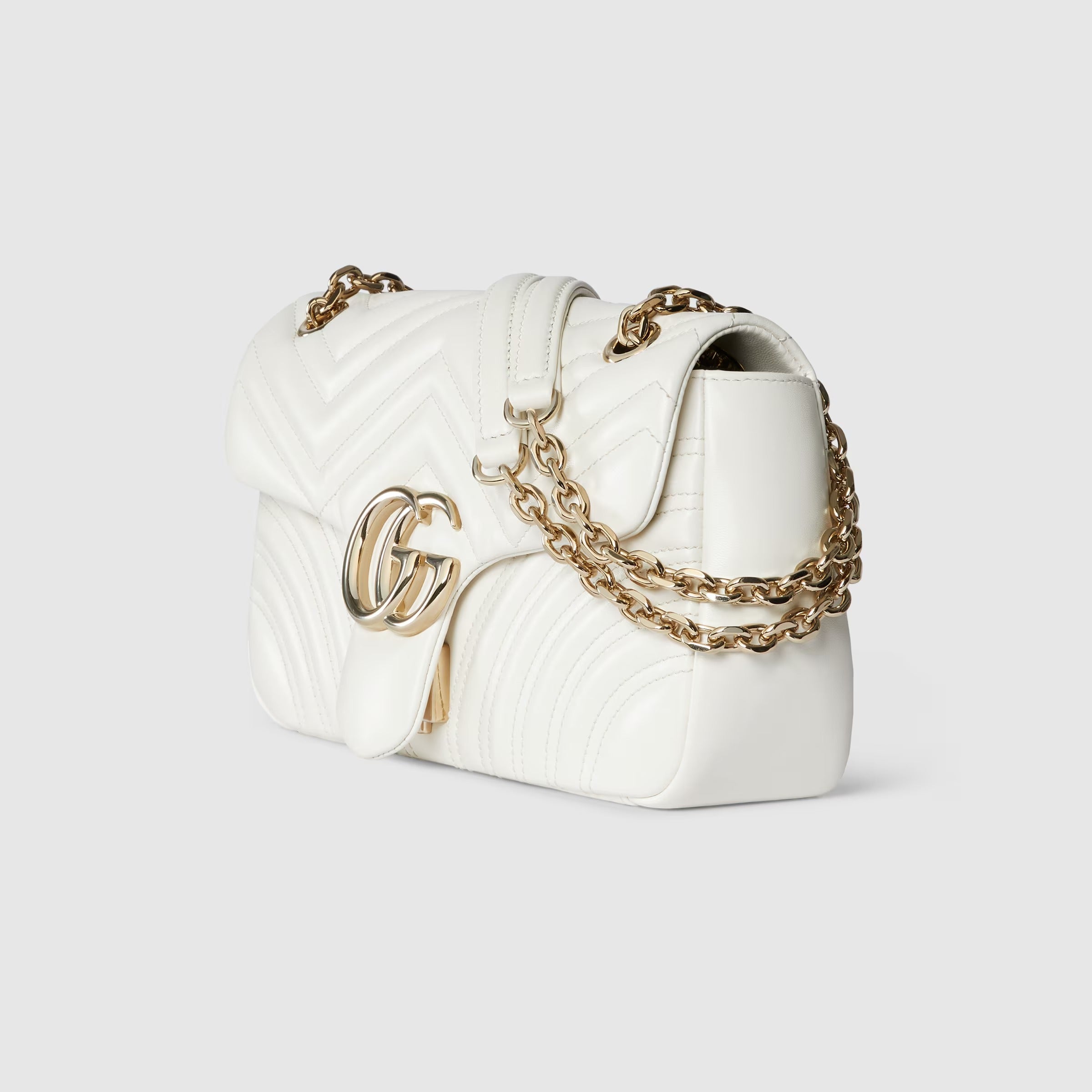 GG Marmont medium shoulder bag in white leather