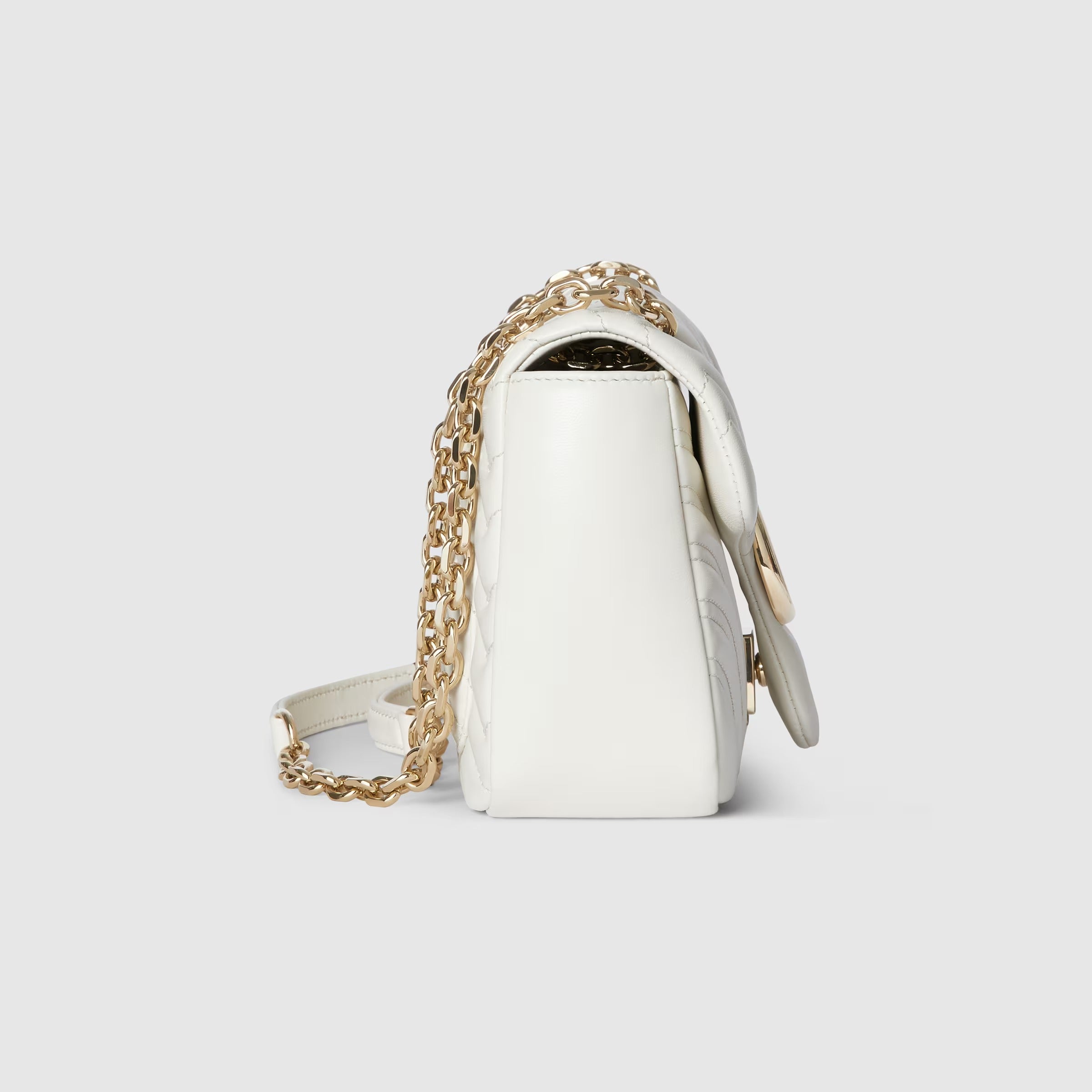 GG Marmont medium shoulder bag in white leather